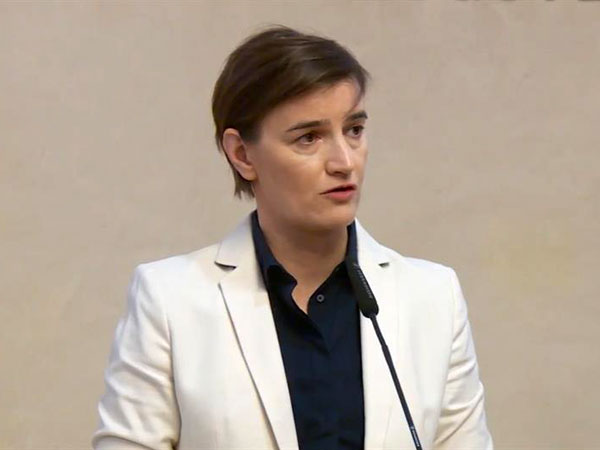 ANA BRNABIĆ: Popović uvredio građane, bolje da radi svoj posao ANA BRNABIĆ: Popović uvredio građane, bolje da radi svoj posao