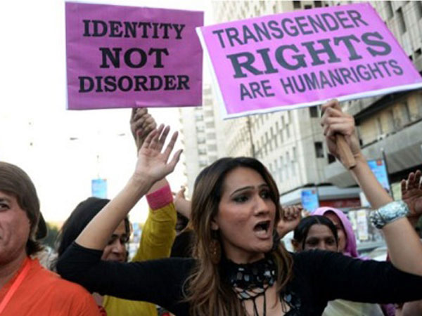 PAKISTAN: Novi zakon o rodnom identitetu prolazi i poslednju prepreku PAKISTAN: Novi zakon o rodnom identitetu prolazi i poslednju prepreku
