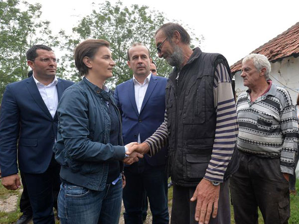 ANA BRNABIĆ: Uskoro tender za protivgradnu zaštitu ANA BRNABIĆ: Uskoro tender za protivgradnu zaštitu