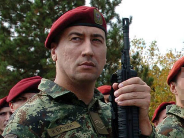SRBISTAN - MALA KOLUMBIJA! Da li je žandarm Vučković vođa navijača Partizana SRBISTAN - MALA KOLUMBIJA! Da li je žandarm Vučković vođa navijača Partizana