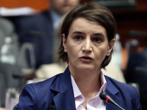 (FOTO) DO KRAJA RASKRINKANA! Imamo transfer blama od tvitova Ane Brnabić (FOTO) DO KRAJA RASKRINKANA! Imamo transfer blama od tvitova Ane Brnabić