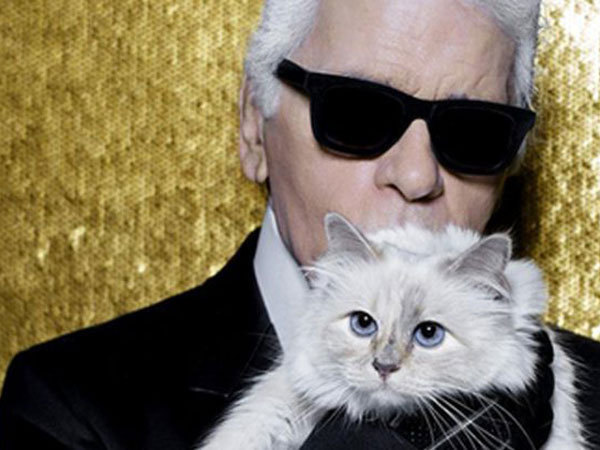 Odlazak modne ikone: Umro Karl Lagerfeld Odlazak modne ikone: Umro Karl Lagerfeld