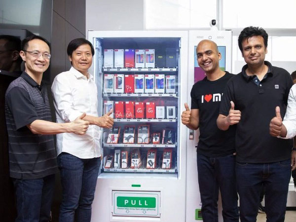 Xiaomi kiosk za pametne telefone Xiaomi kiosk za pametne telefone